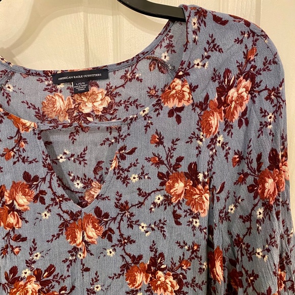 AEO floral blouse - Picture 2 of 4